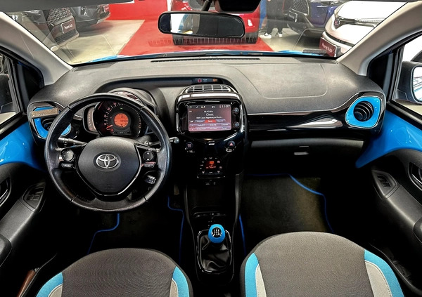 Toyota Aygo cena 38900 przebieg: 79900, rok produkcji 2015 z Prochowice małe 191